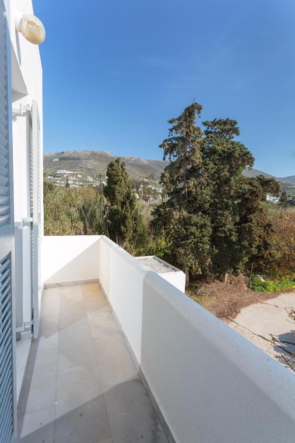 Heart Of Paros Apartments Exteriör bild